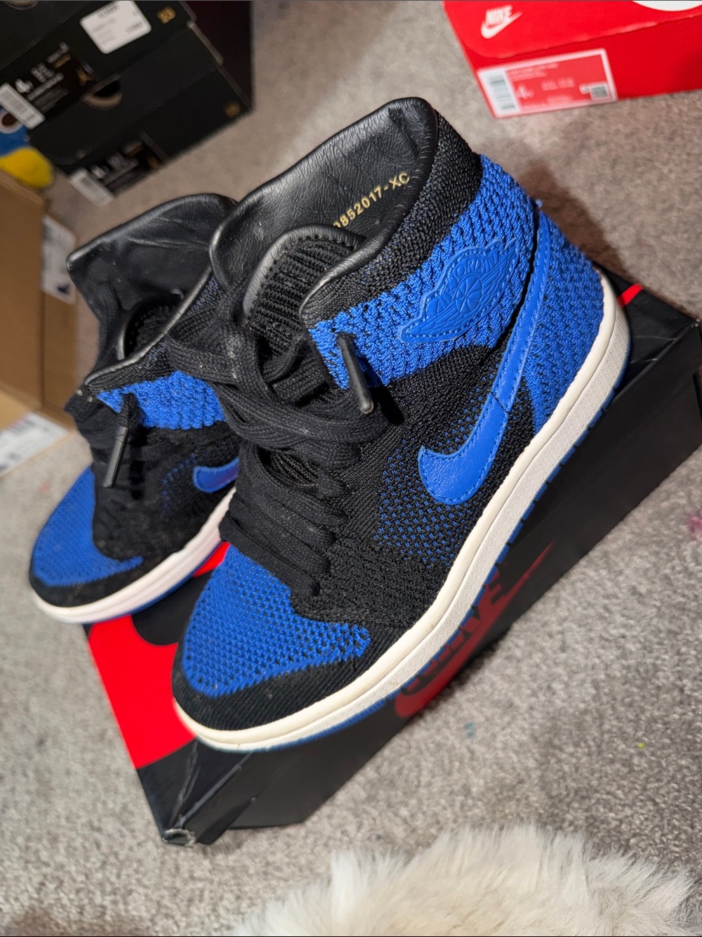 Air Jordan 1 Flyknit - Black/Blue
